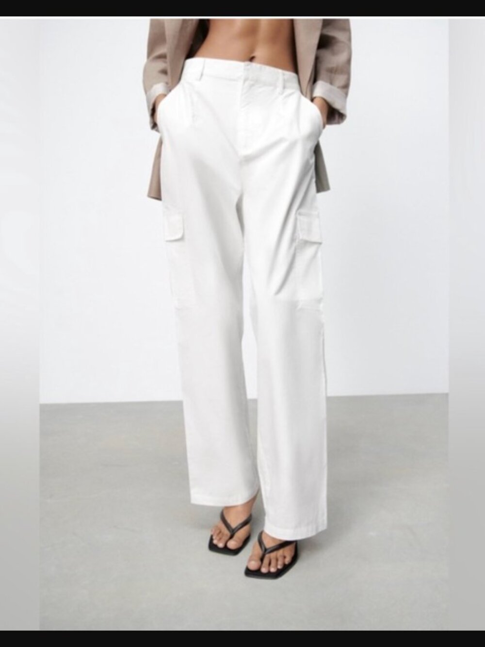 Zara White Straight Cargo Pants Utility-Style Patch Pockets Size 2